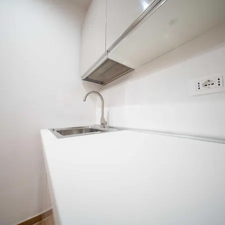 Perugia Apartments *